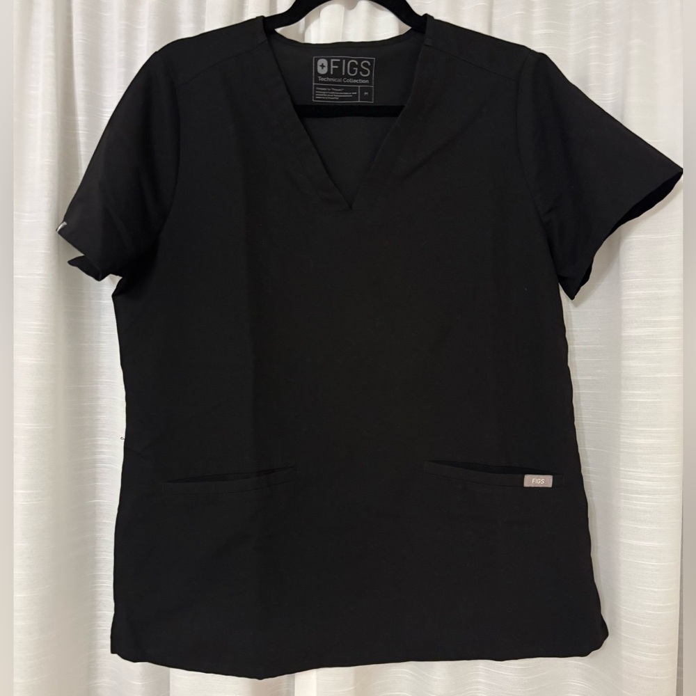 Figs Women's Classic Black Short Sleeve Top